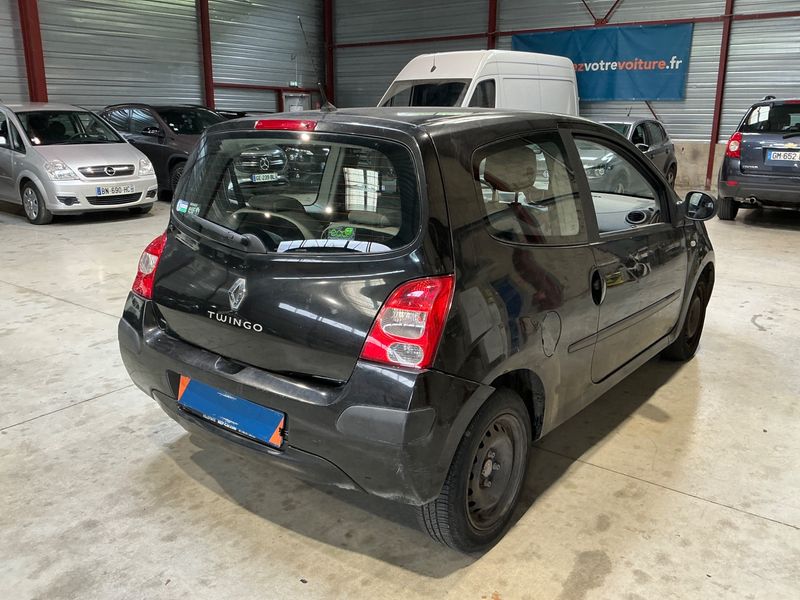 Renault Twingo 1.2 Trend — zdjęcie 2