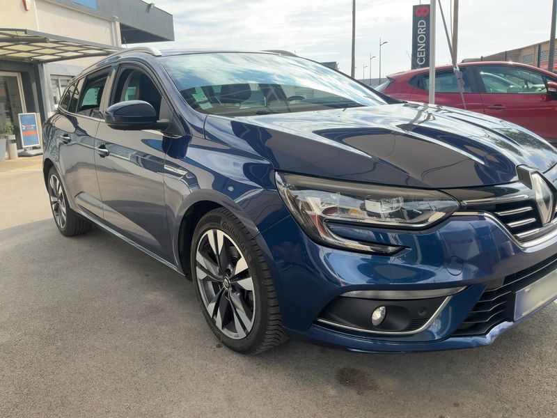 Renault Megane 1.6 dCi Energy Intens 2018 – снимка 12