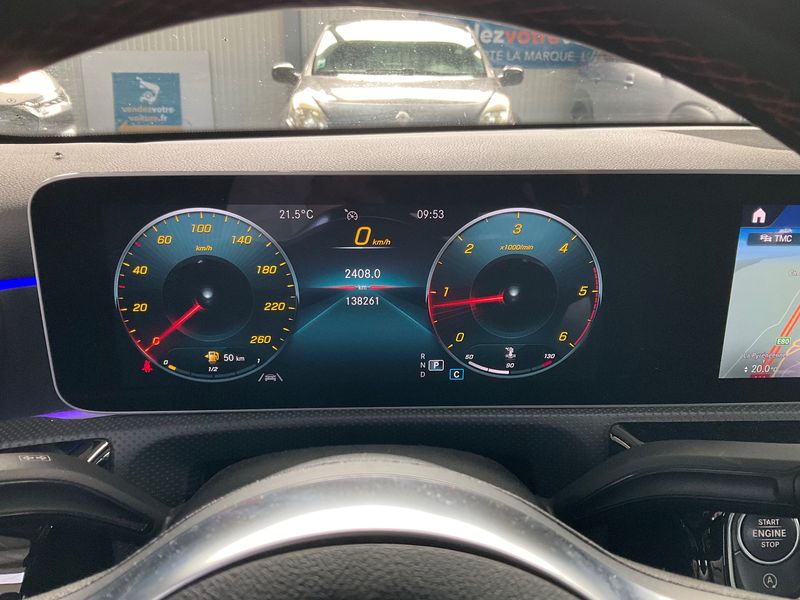 Mercedes-Benz A-Klasse A 220 d AMG Line — zdjęcie 13