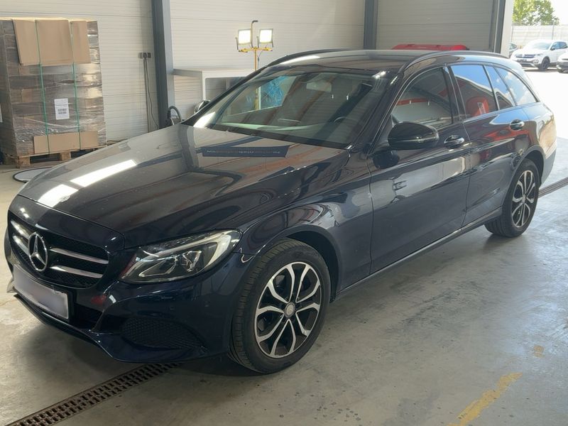 Mercedes-Benz C-Klasse C 180 d T BlueTEC Avantgarde 2015 – снимка 1