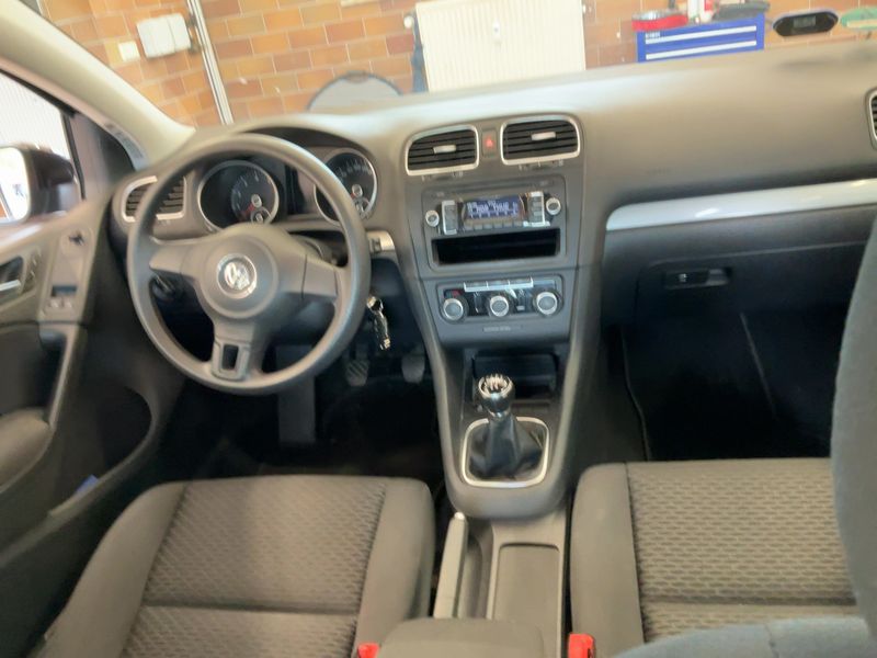 Volkswagen Golf VI 1.4 Trendline — zdjęcie 12