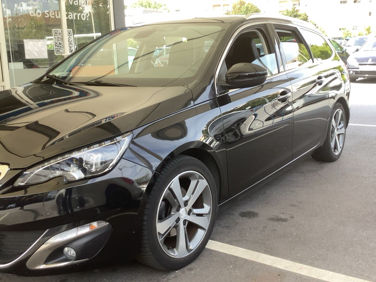 Peugeot 308 1.6 e-HDi Feline