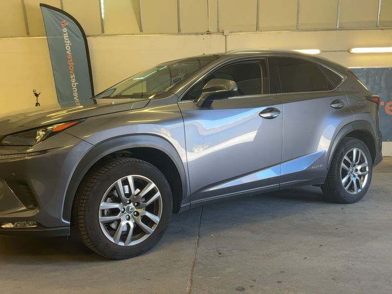 Lexus NX-Serie NX 300h E-Four Pack Business — zdjęcie 2
