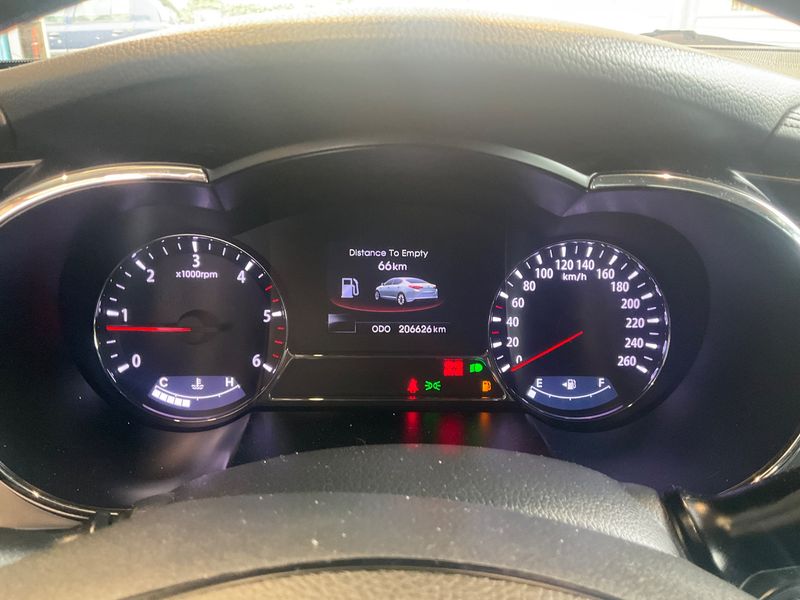 Kia Optima 1.7 CRDi Spirit — zdjęcie 13