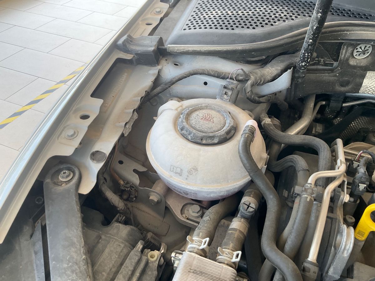Volkswagen Golf 2018 — photo 26