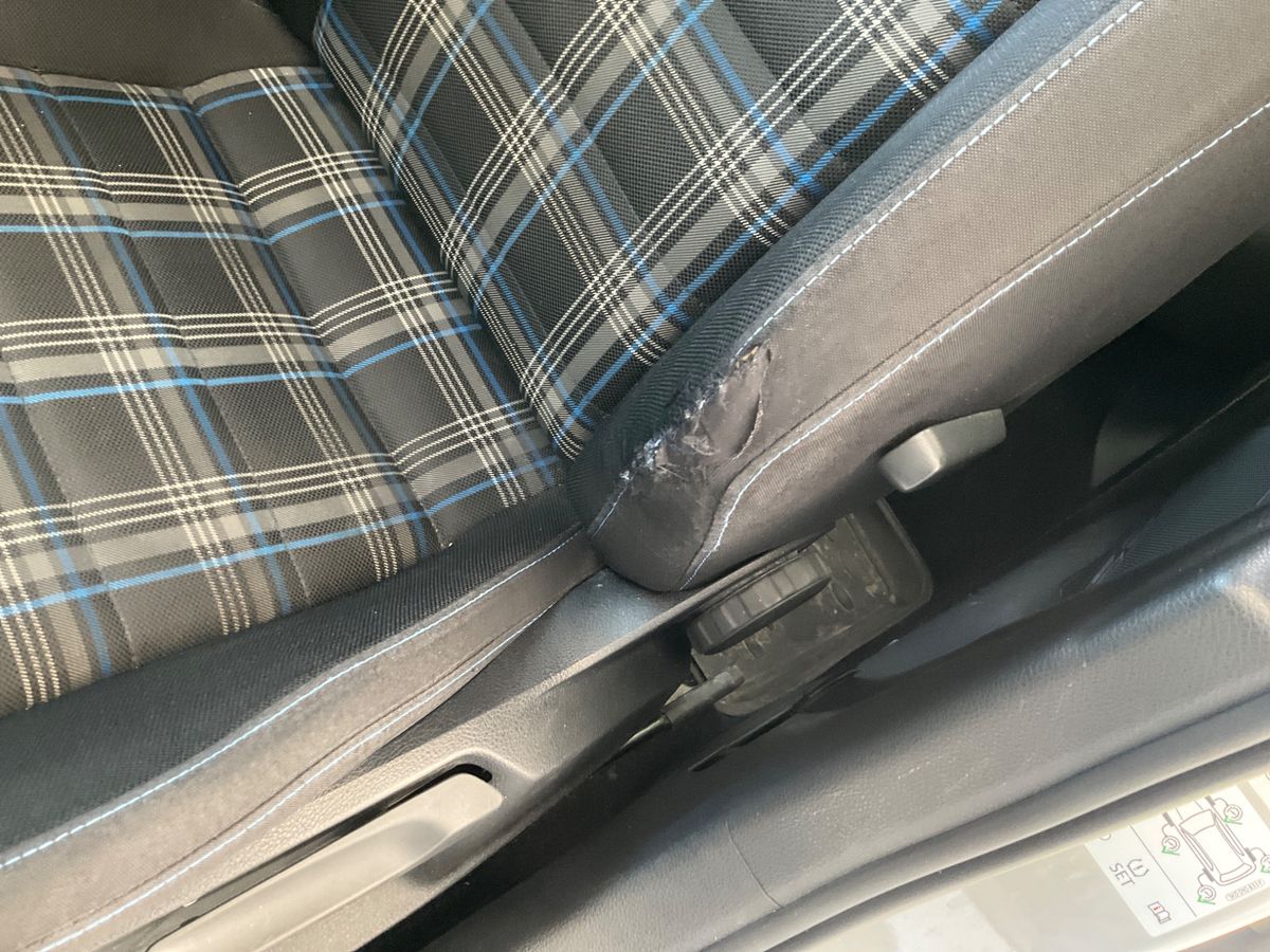 Volkswagen Golf 2018 — photo 36