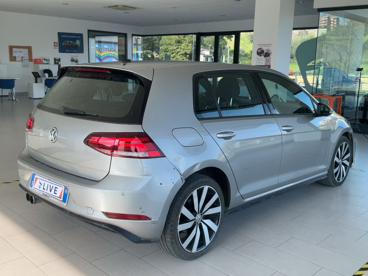 Volkswagen Golf 2018 — photo 9