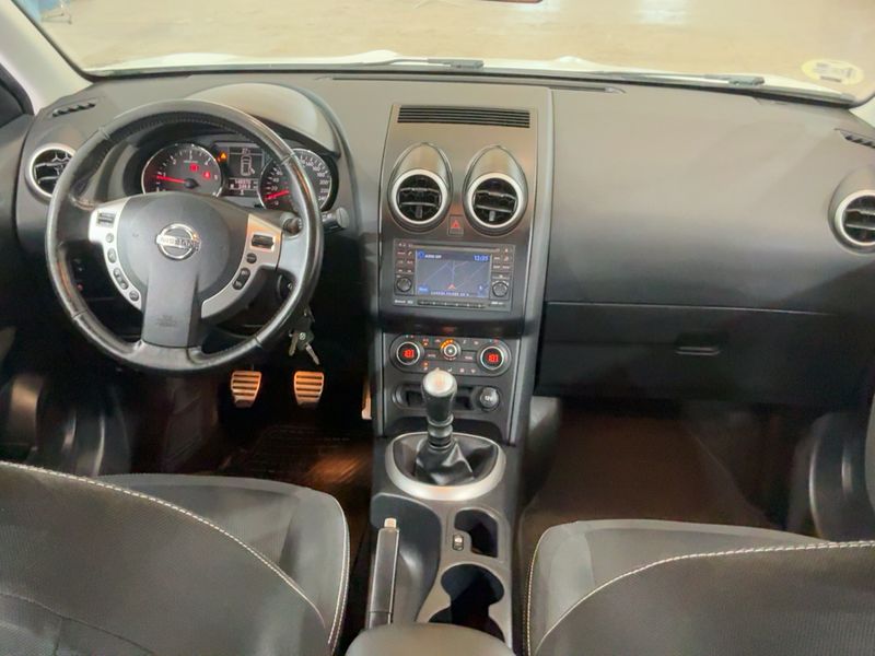 Nissan Qashqai 1.6 dCi Tekna — zdjęcie 12