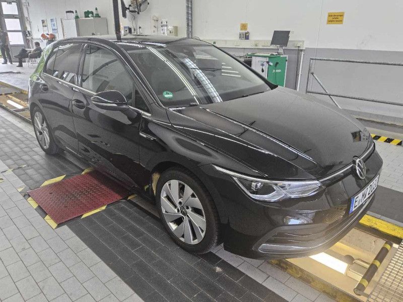 Volkswagen Golf VIII 2.0 TDI Style