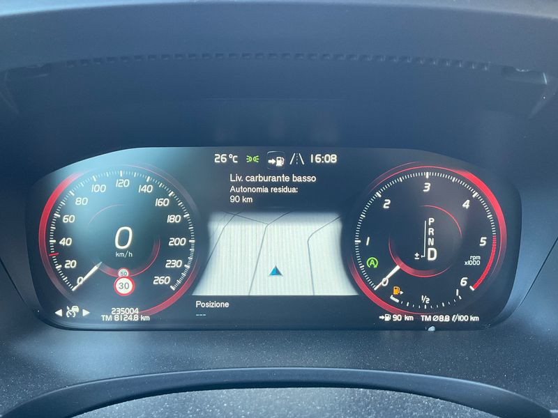 Volvo V90 Cross Country 2.0 D4 AWD — zdjęcie 13