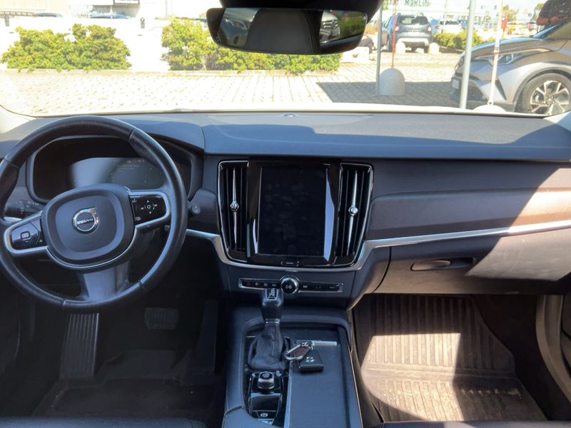 Volvo V90 Cross Country 2.0 D4 AWD — zdjęcie 12