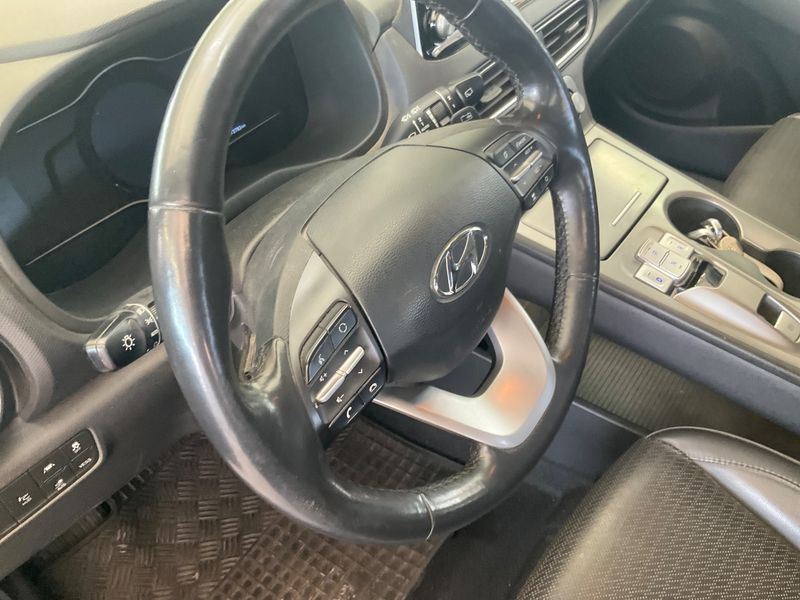 Hyundai Kona electric drive 150 kW Premium 2WD 2019 – снимка 28