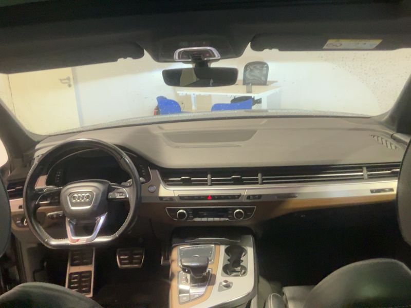 Audi Q7 3.0 V6 TDI quattro — zdjęcie 12