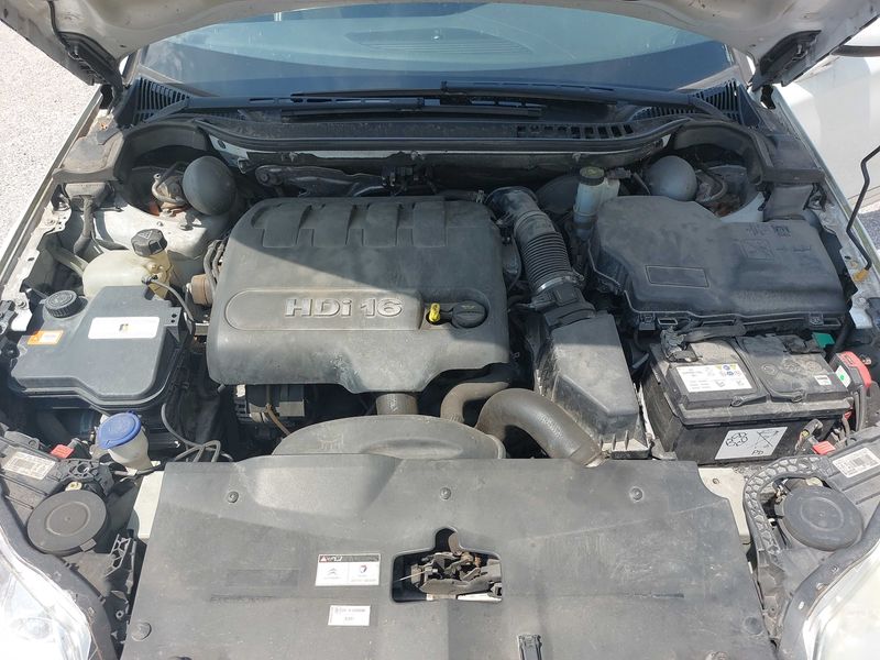 Citroen C5 2.0 HDi Exclusive — zdjęcie 8