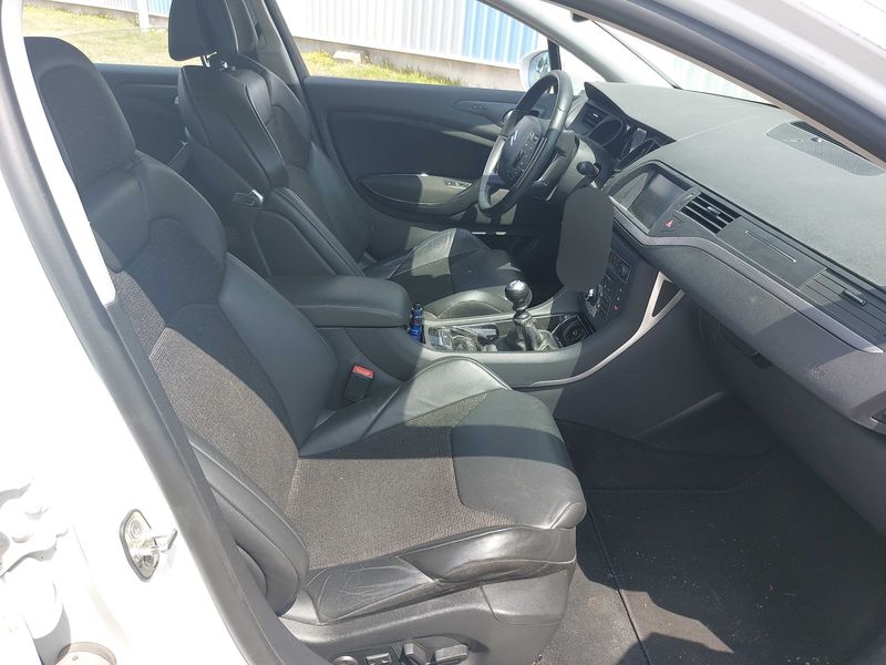 Citroen C5 2.0 HDi Exclusive — zdjęcie 10