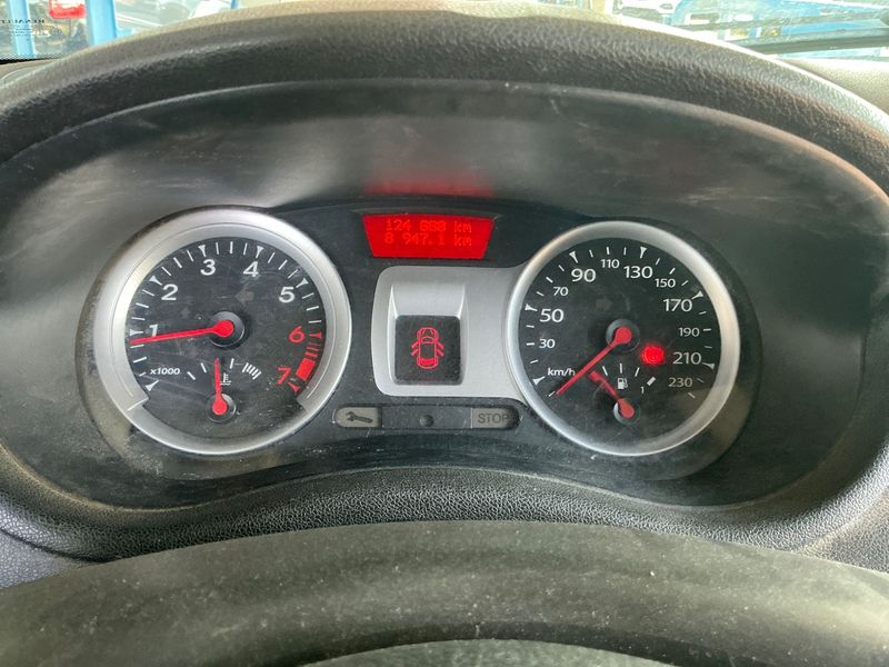 Renault Clio 1.2 Style 2009 – снимка 4