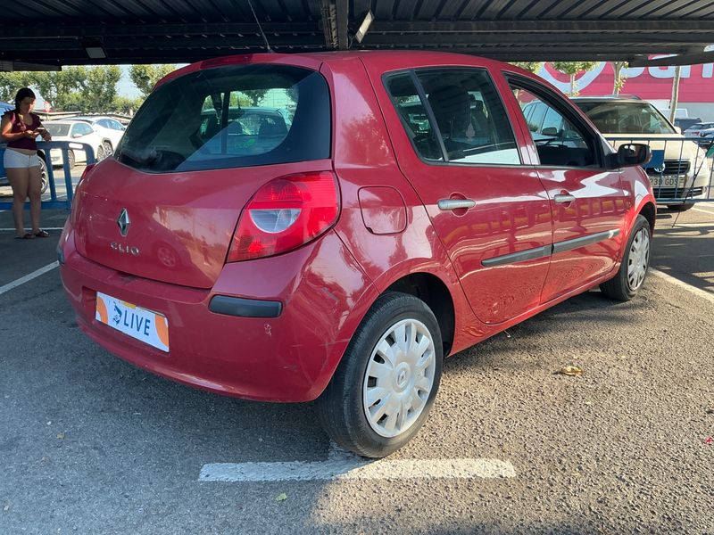Renault Clio 1.2 Style 2009 – снимка 2