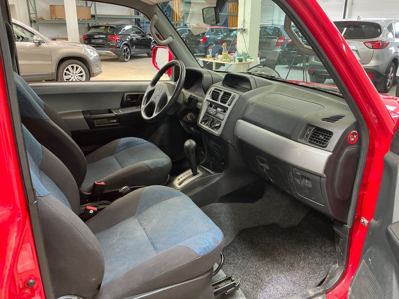Mitsubishi Pajero 2.0 GDI Comfort I 2000 — zdjęcie 3
