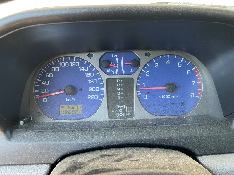 Mitsubishi Pajero 2.0 GDI Comfort I 2000 — zdjęcie 4