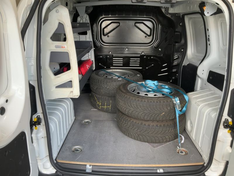 Fiat Fiorino 1.3 M-Jet SX Kasten — zdjęcie 10