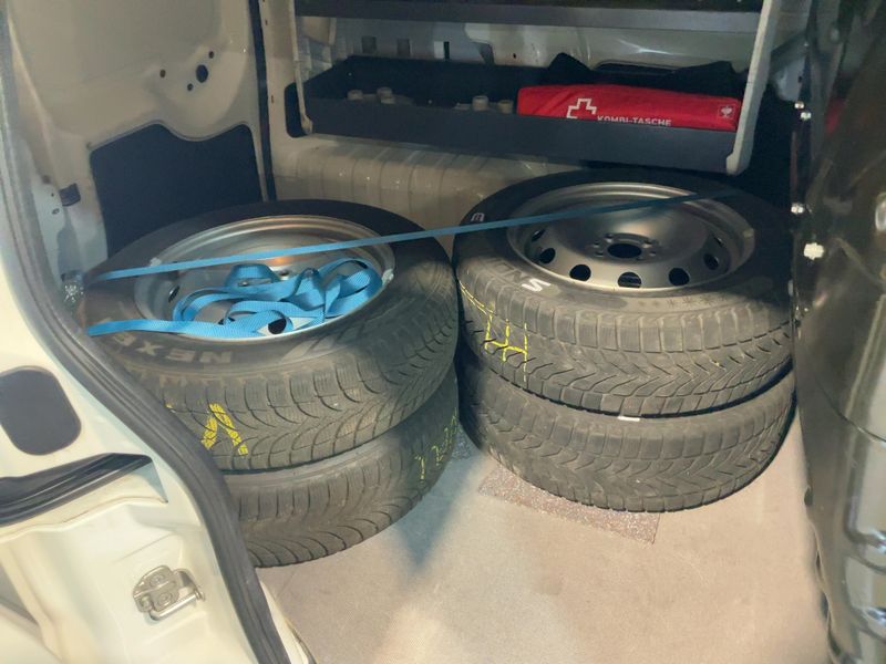 Fiat Fiorino 1.3 M-Jet SX Kasten — zdjęcie 14