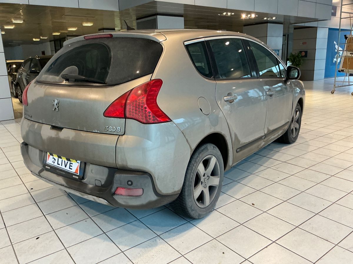 Peugeot 3008 1.6 HDi Platinum