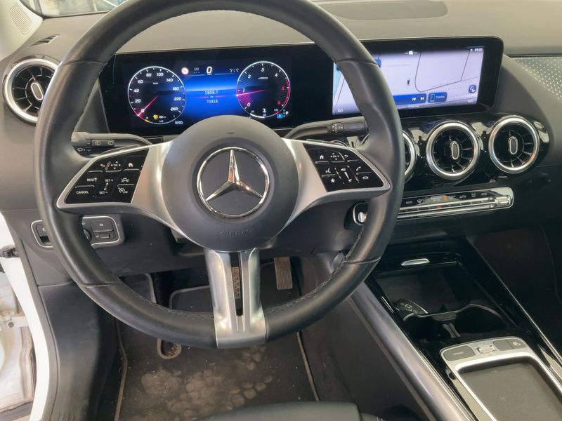 Mercedes-Benz GLA-Klasse GLA 180 d Progressive — zdjęcie 12