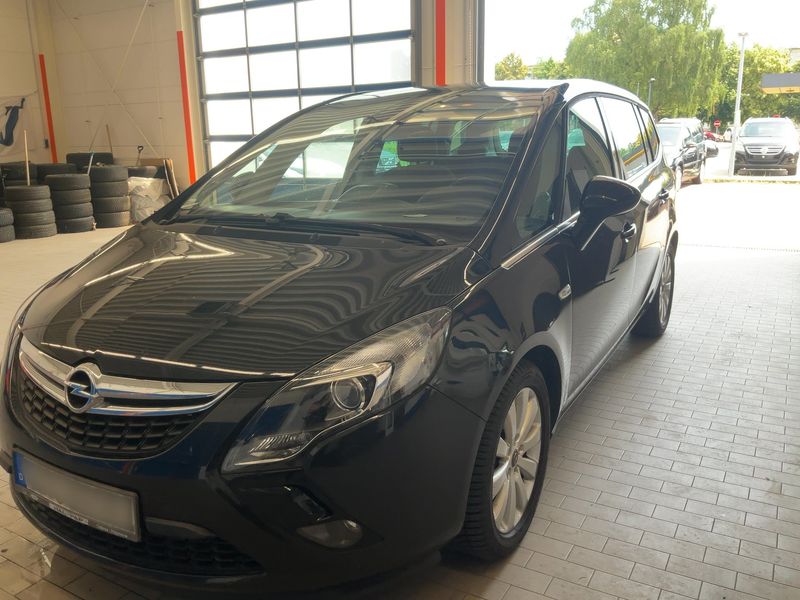 Opel Zafira Tourer 1.4 Turbo Innovation 2016 – снимка 1
