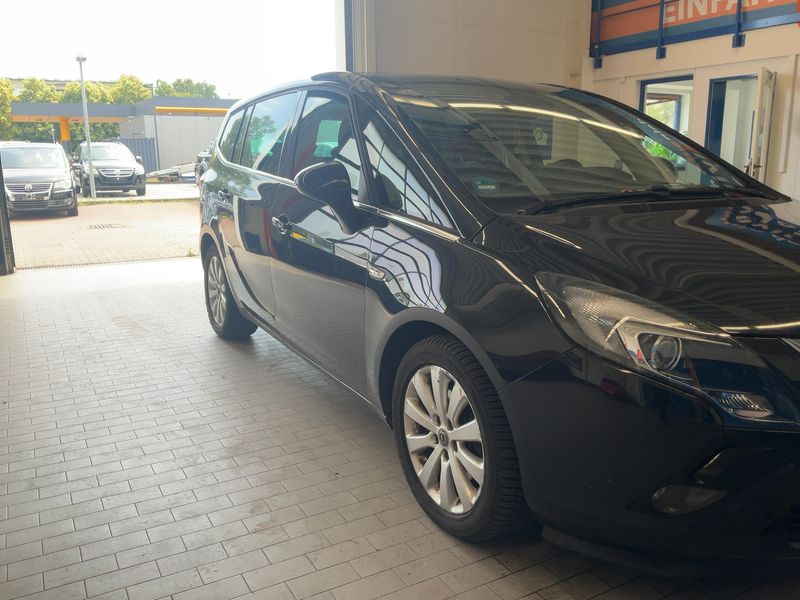 Opel Zafira Tourer 1.4 Turbo Innovation 2016 – снимка 12