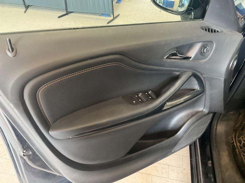 Opel Zafira Tourer 1.4 Turbo Innovation 2016 – снимка 25