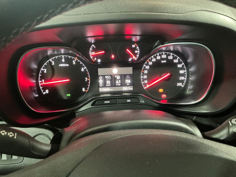 Opel Combo Life 1.5 CDTI Edition — zdjęcie 13