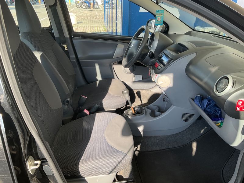 Peugeot 107 1.4 HDi Plasir — zdjęcie 3