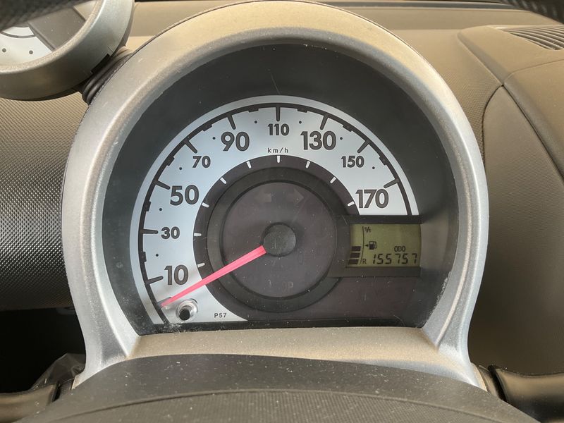 Peugeot 107 1.4 HDi Plasir — zdjęcie 4