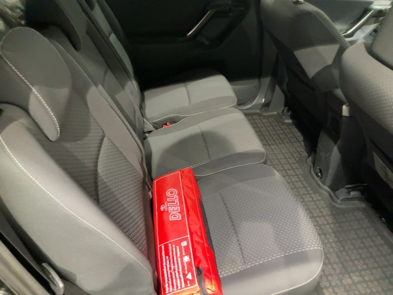 Toyota Verso 2.0 D-4D Life — zdjęcie 14