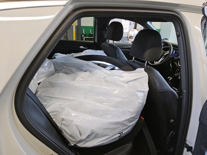 Volkswagen T-Roc 1.0 TSI R-Line — zdjęcie 12