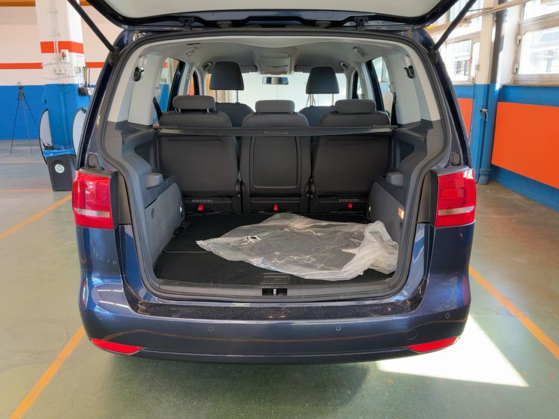 Volkswagen Touran 1.6 TDI Trendline — zdjęcie 10
