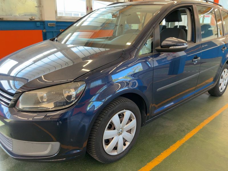 Volkswagen Touran 1.6 TDI Trendline — zdjęcie 2