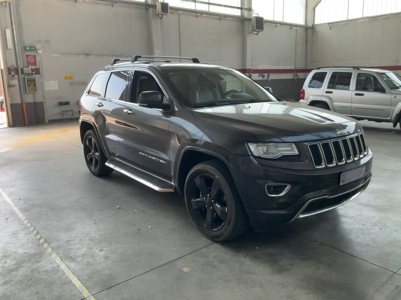 Jeep Grand Cherokee 3.0 CRD Overland — zdjęcie 8