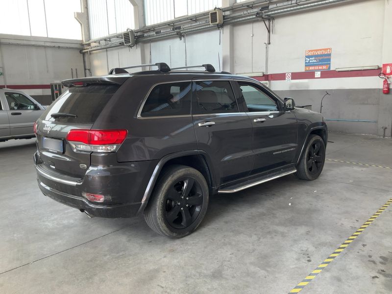 Jeep Grand Cherokee 3.0 CRD Overland — zdjęcie 6