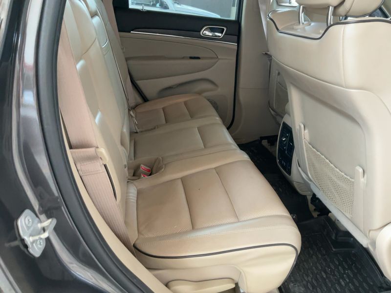 Jeep Grand Cherokee 3.0 CRD Overland — zdjęcie 14