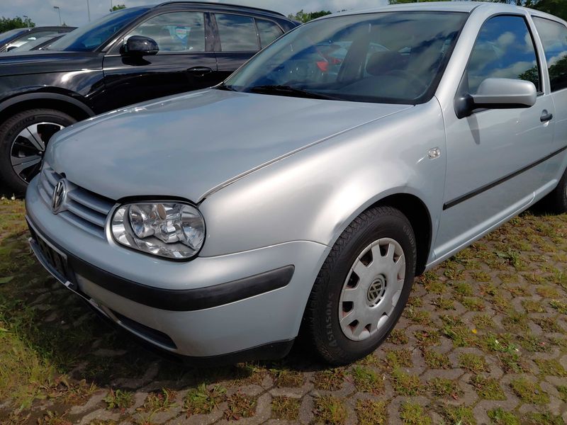Volkswagen Golf IV 1.4 Comfortline — zdjęcie 2