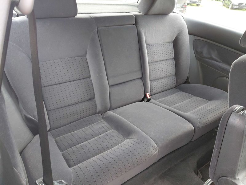 Volkswagen Golf IV 1.4 Comfortline — zdjęcie 13