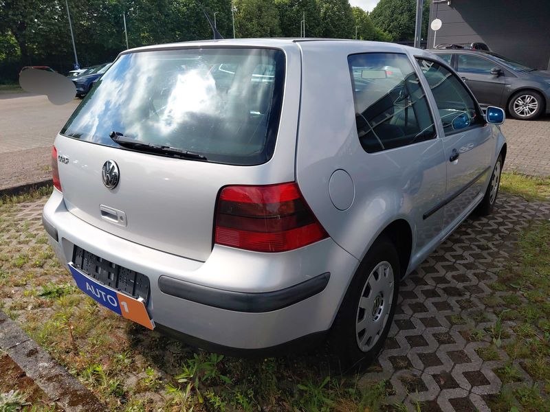 Volkswagen Golf IV 1.4 Comfortline — zdjęcie 5