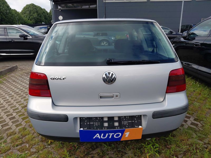 Volkswagen Golf IV 1.4 Comfortline — zdjęcie 4