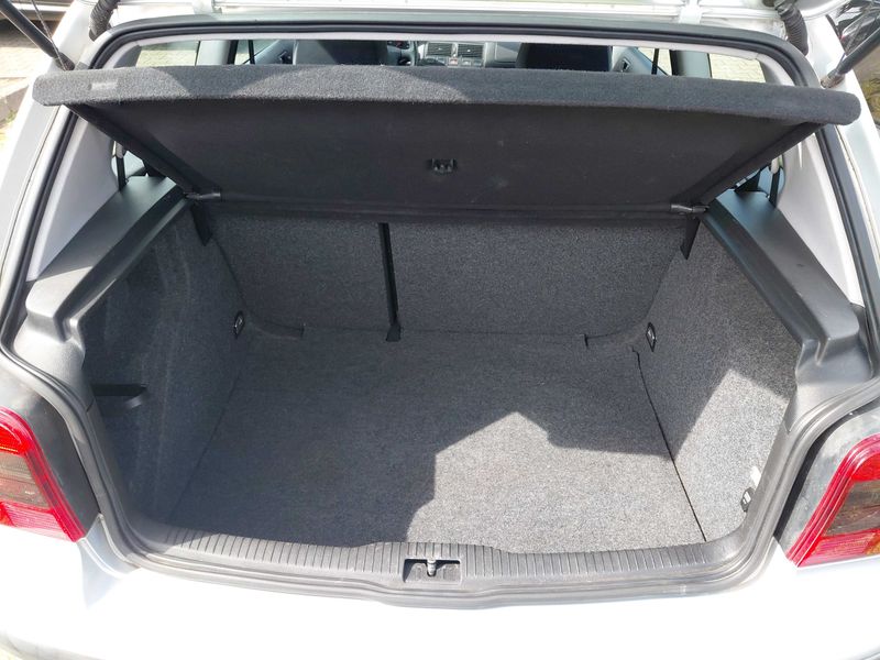 Volkswagen Golf IV 1.4 Comfortline — zdjęcie 9