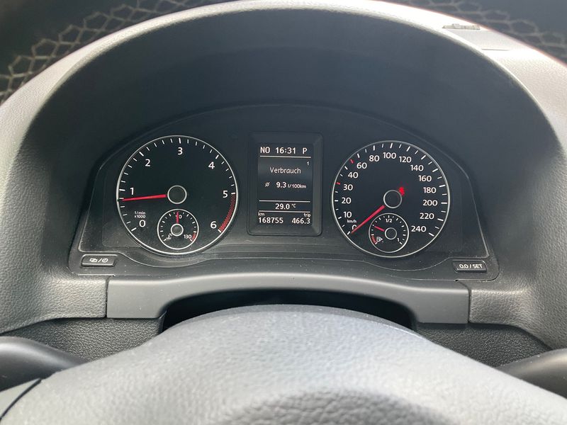 Volkswagen Golf VI Plus 2.0 TDI Match — zdjęcie 13