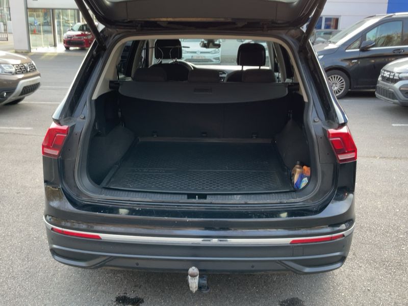 Volkswagen Tiguan Allspace 1.5 TSI ACT Life — zdjęcie 10