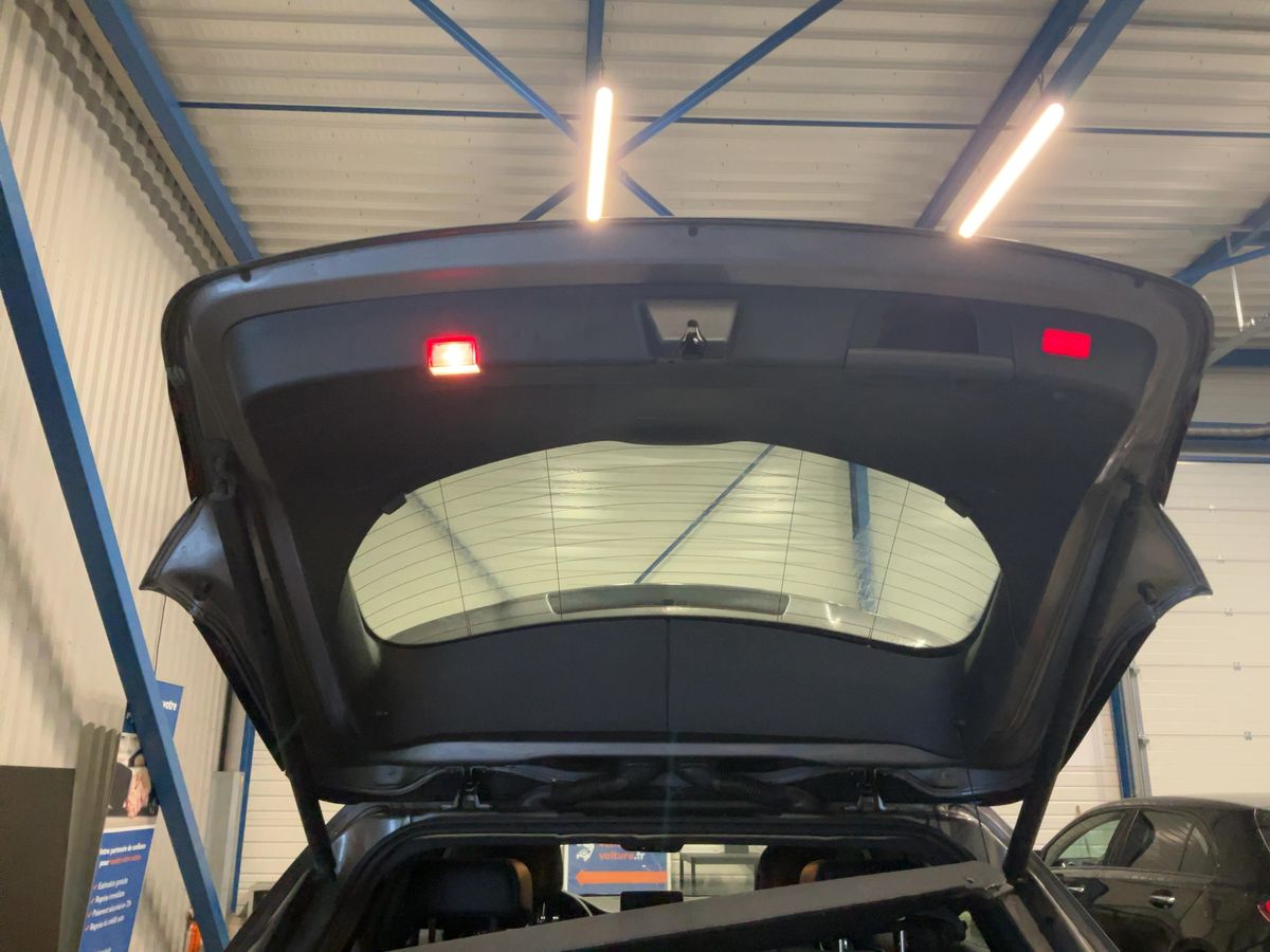 Mercedes-Benz GLA-Klasse 2017 — photo 16