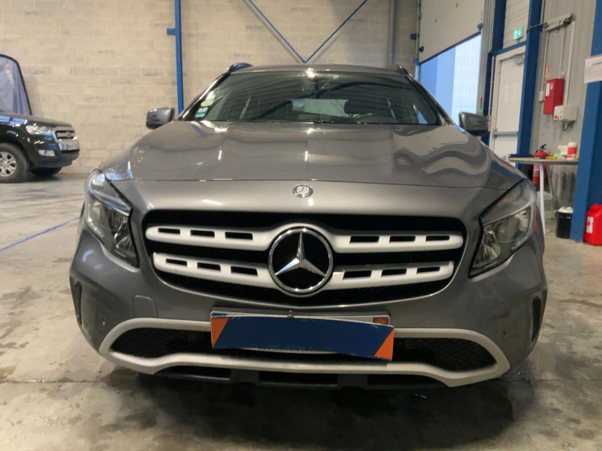 Mercedes-Benz GLA-Klasse 2017 — photo 15