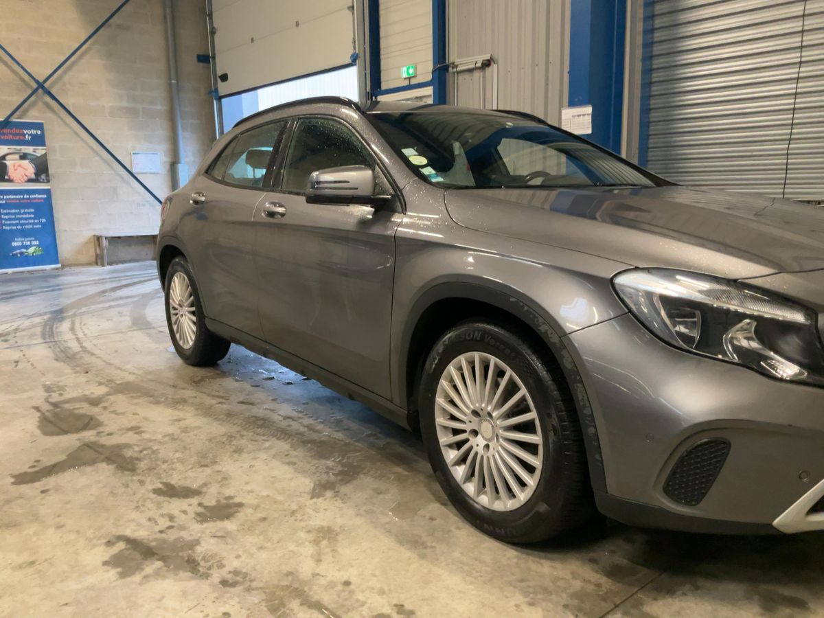 Mercedes-Benz GLA-Klasse 2017 — photo 13